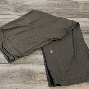 Lululemon capris size xl